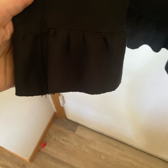 KUT cut from the cloth ruffel hem stretchy hem jacket - Picture 5 of 6